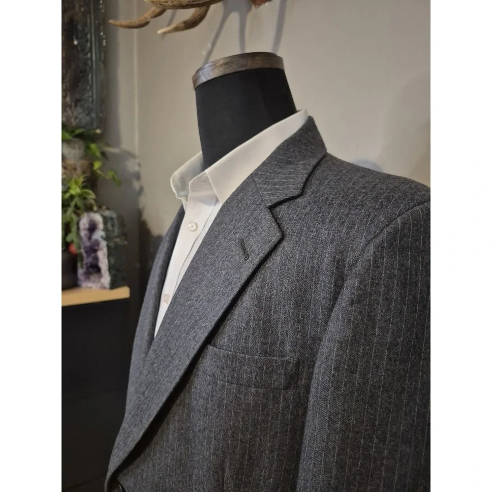 Vtg DAKS Men's 41 R Two Button Wool Sports Coat Gray Stripe USA